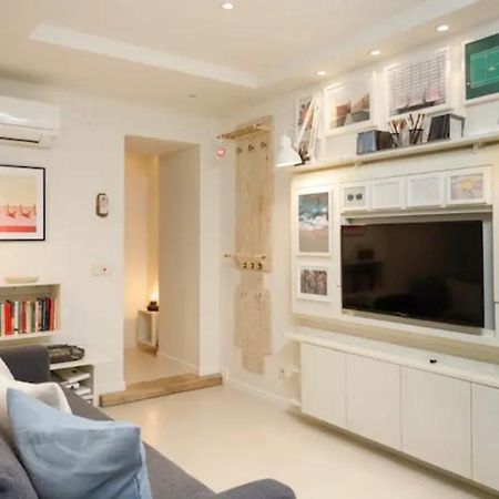 Beautiful & Cozy Apartment In The Heart Of Мадрид Екстер'єр фото